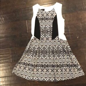 Black and white size 10 girls dress